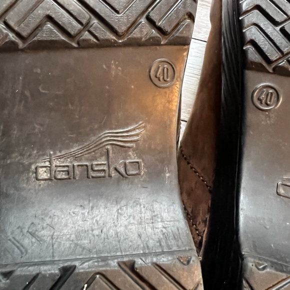 💚Dansko (40) antique brown clogs - Picture 8 of 9